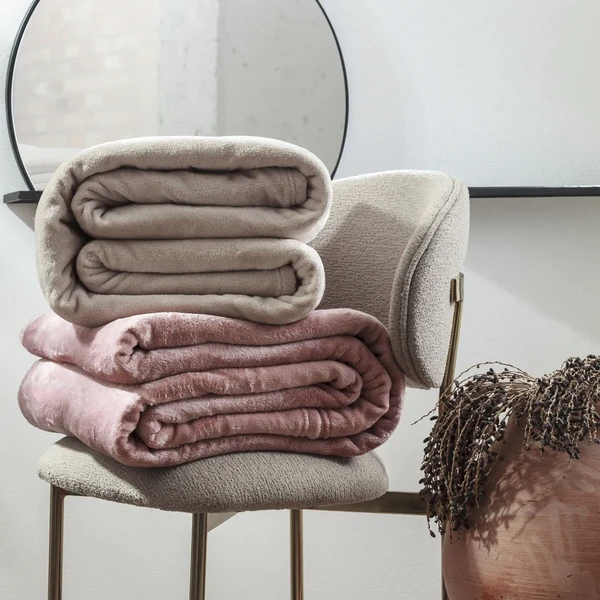 COBERTOR QUEEN BLANKET 300 ROSE BRIDE CASA K