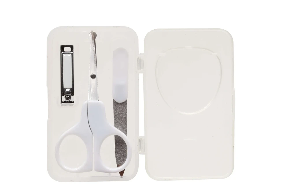 KIT MANICURE COM ESTOJO BUBA