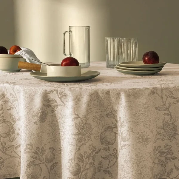 TOALHA DE MESA RETANGULAR ROMAN 160X270 BEGE KARSTEN