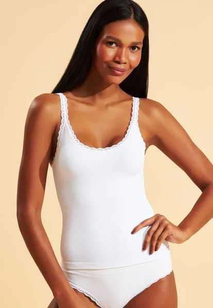 CAMISETE SEM COSTURA COM RENDA RECCO
